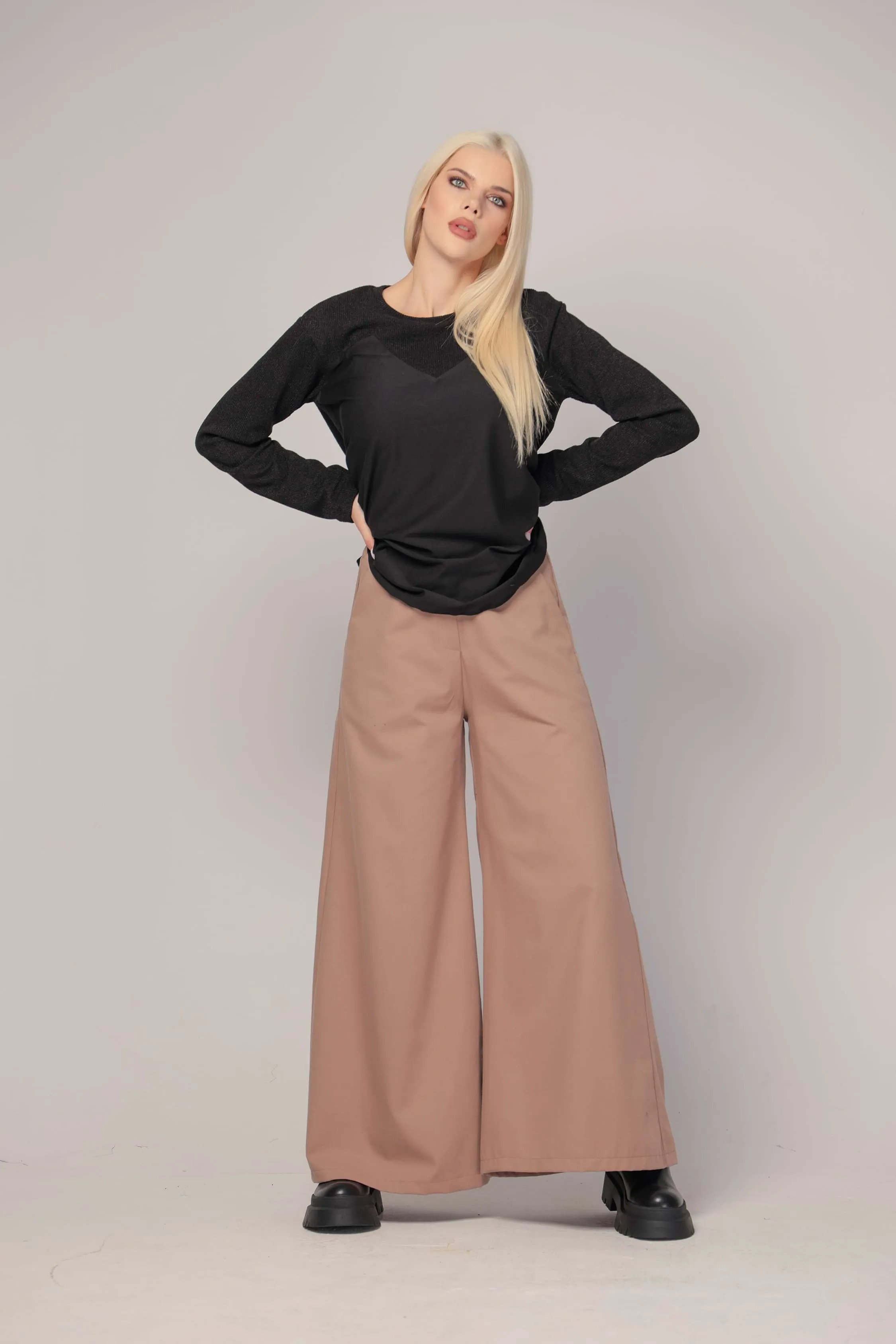 Stylish high-waisted pants - GIADA